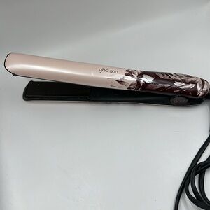 GHD Gold